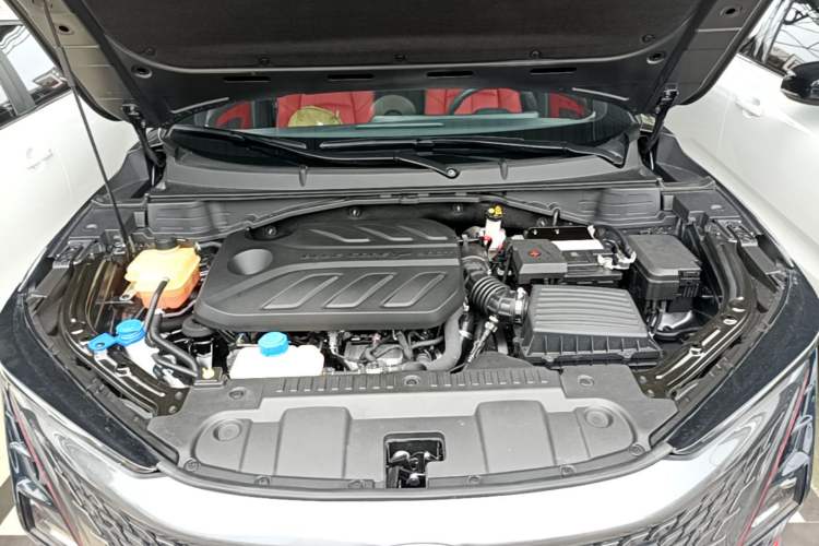 Used CHANGAN UNI-T 2020 1.5T Flagship Version Engine Bay