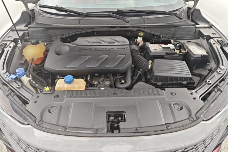 Used CHANGAN UNI-T 2020 1.5T Prestige Version Engine Bay