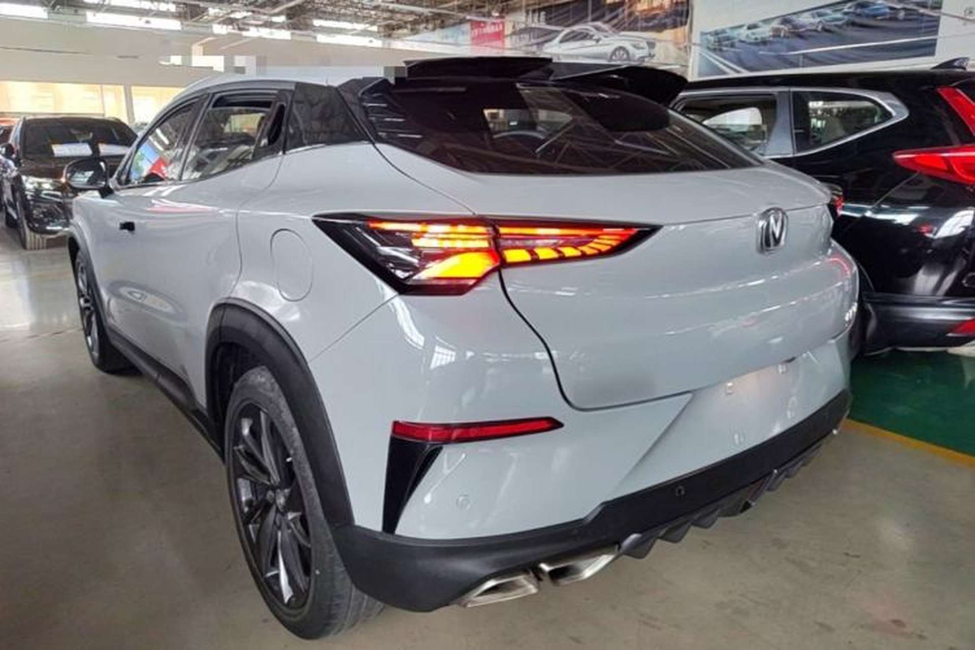 Used CHANGAN UNI-T 2020 1.5T Prestige Version Exterior 2