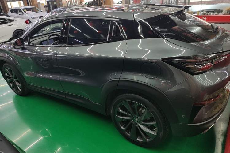 Used CHANGAN UNI-T 2020 1.5T Flagship Version Exterior 2