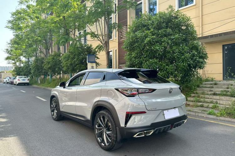 Used CHANGAN UNI-T 2020 1.5T Prestige Version Exterior 3
