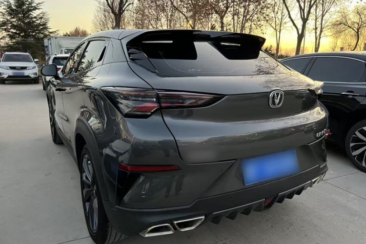 Used CHANGAN UNI-T 2020 1.5T Prestige Version Exterior 3