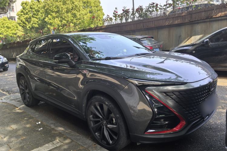 Used CHANGAN UNI-T 2020 1.5T Prestige Version Exterior 3