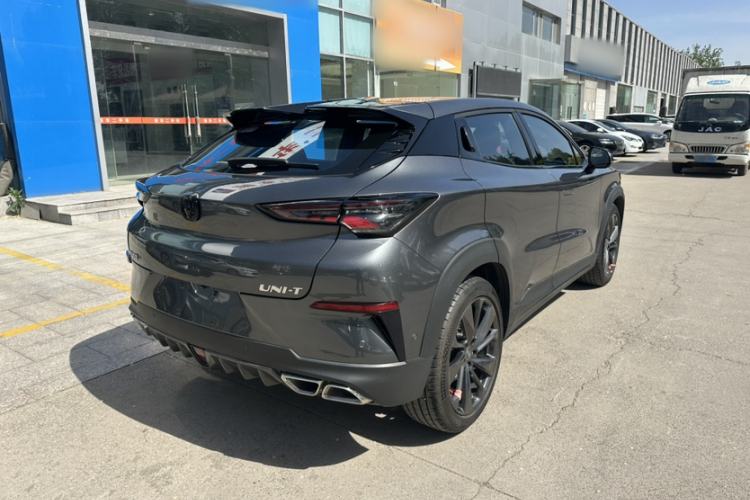 Used CHANGAN UNI-T 2020 1.5T Flagship Version Exterior 4