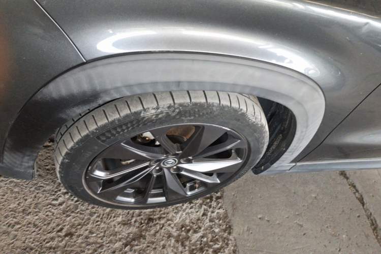 Used CHANGAN UNI-T 2020 1.5T Prestige Version Exterior 4