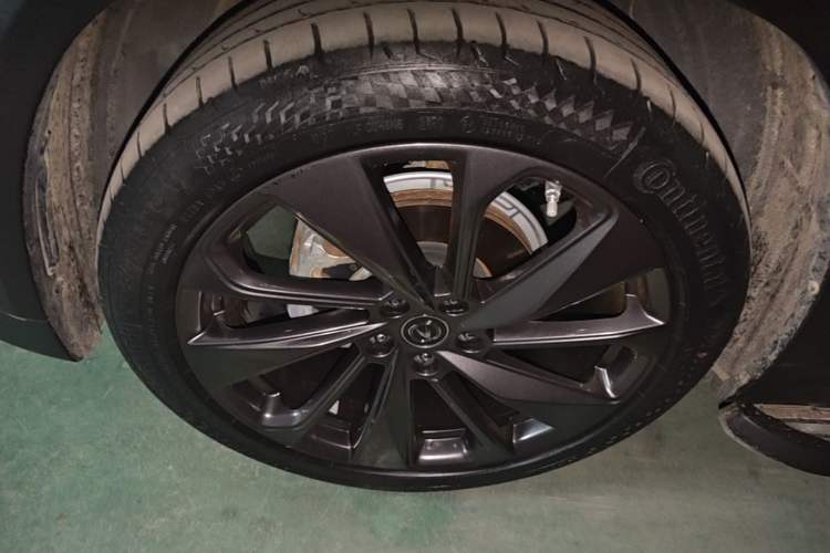 Used CHANGAN UNI-T 2020 1.5T Prestige Version Exterior 4