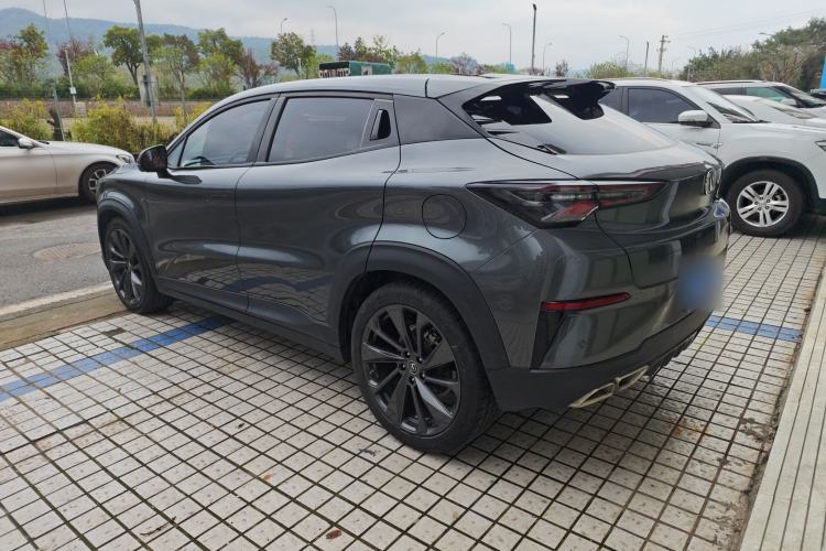 Used CHANGAN UNI-T 2020 1.5T Prestige Version Exterior 4