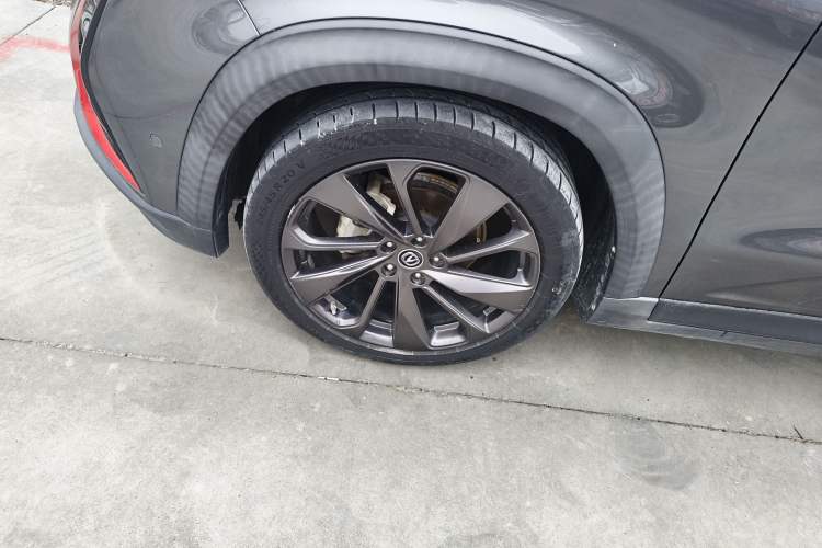 Used CHANGAN UNI-T 2020 1.5T Flagship Version Exterior 4