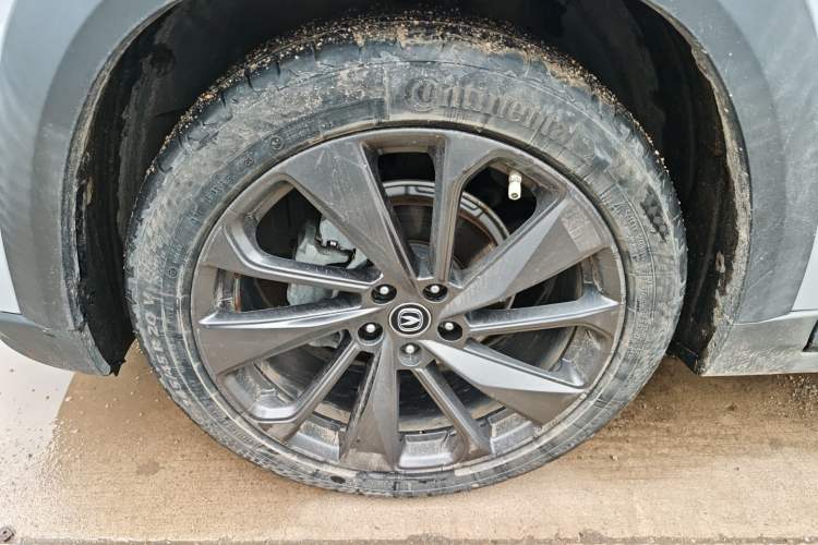 Used CHANGAN UNI-T 2020 1.5T Prestige Version Exterior 4