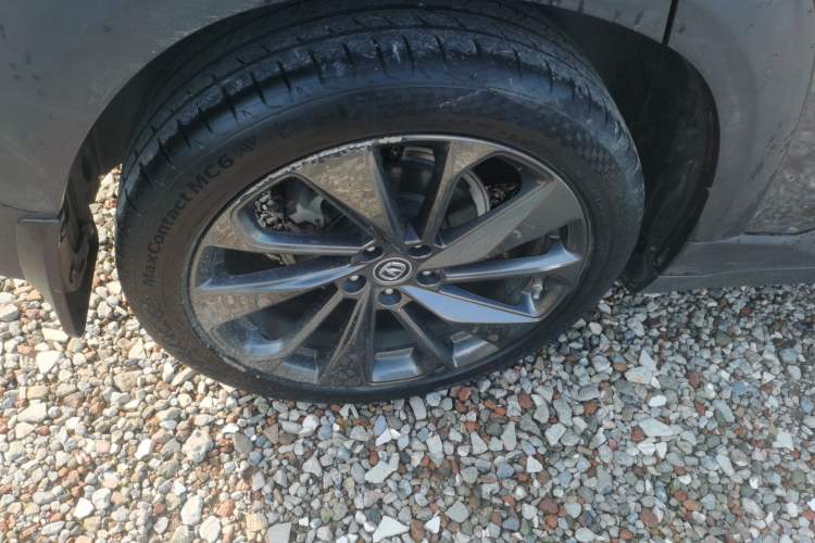 Used CHANGAN UNI-T 2020 1.5T Prestige Version Exterior 5