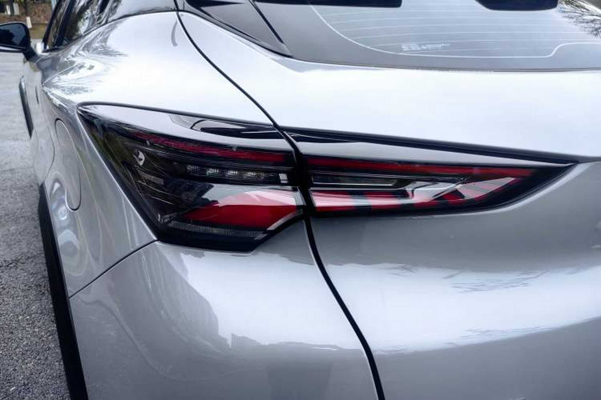 Used CHANGAN UNI-T 2020 1.5T Prestige Version Exterior 5
