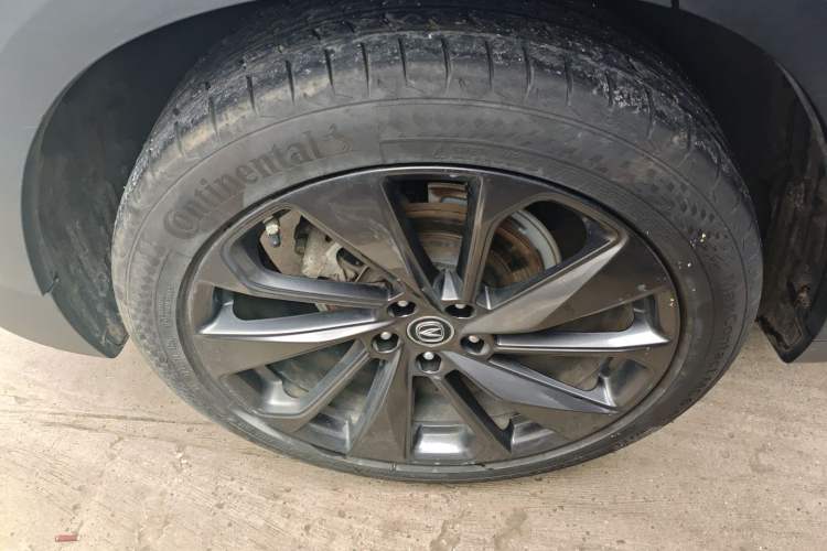 Used CHANGAN UNI-T 2020 1.5T Prestige Version Exterior 5