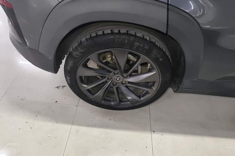 Used CHANGAN UNI-T 2020 1.5T Flagship Version Exterior 5