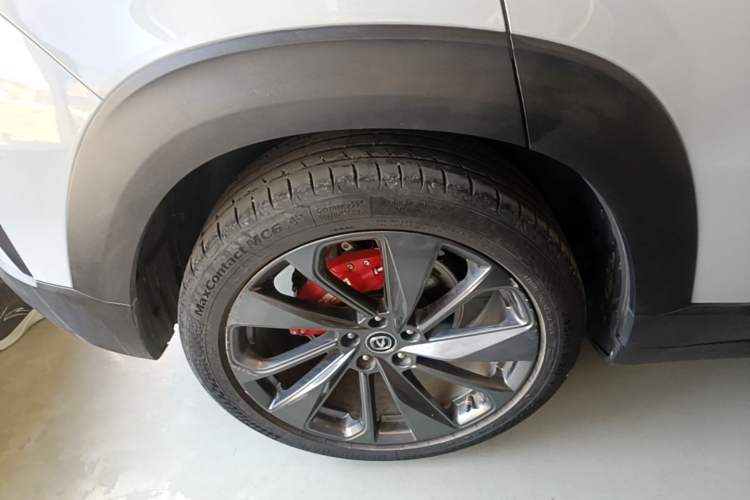 Used CHANGAN UNI-T 2020 1.5T Prestige Version Exterior 5