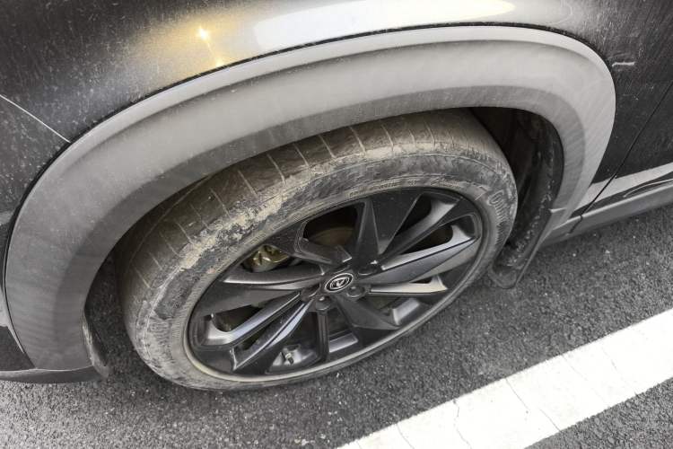 Used CHANGAN UNI-T 2020 1.5T Prestige Version Exterior 7