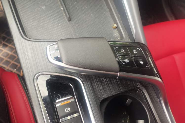 Used CHANGAN UNI-T 2020 1.5T Flagship Version Gear Lever