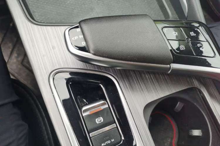 Used CHANGAN UNI-T 2020 1.5T Flagship Version Gear Lever
