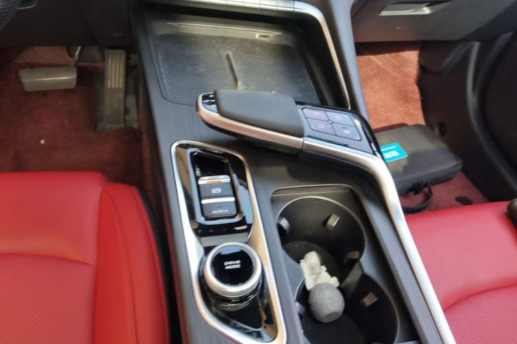 Used CHANGAN UNI-T 2020 1.5T Flagship Version Gear Lever