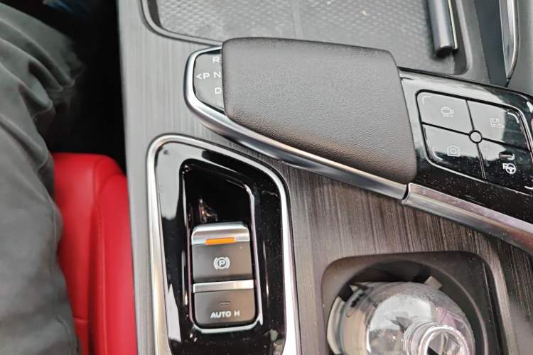 Used CHANGAN UNI-T 2020 1.5T Flagship Version Gear Lever