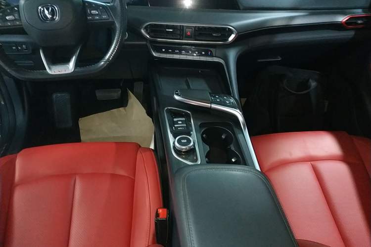 Used CHANGAN UNI-T 2020 1.5T Flagship Version Gear Lever