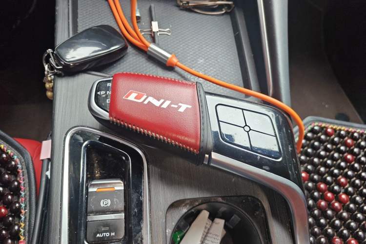Used CHANGAN UNI-T 2020 1.5T Prestige Version Gear Lever