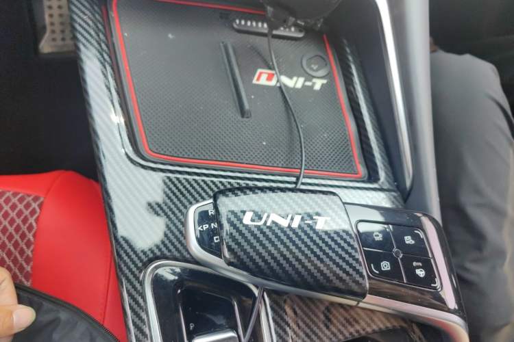 Used CHANGAN UNI-T 2020 1.5T Flagship Version Gear Lever
