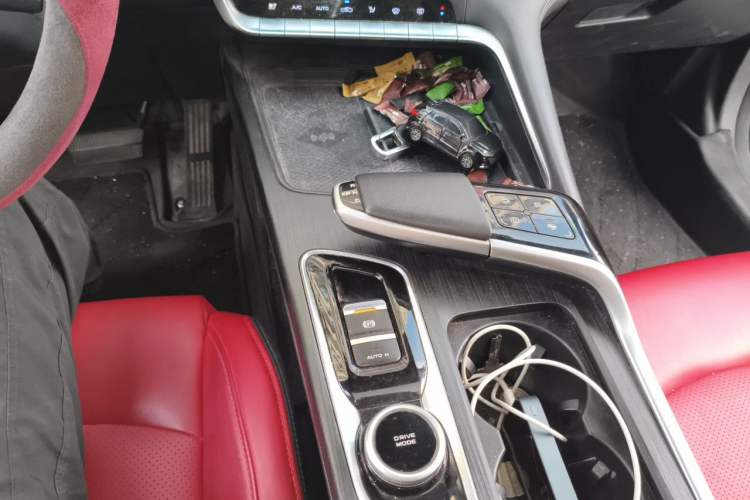 Used CHANGAN UNI-T 2020 1.5T Flagship Version Gear Lever