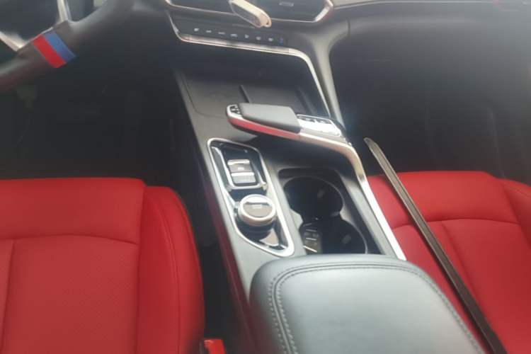 Used CHANGAN UNI-T 2020 1.5T Flagship Version Gear Lever