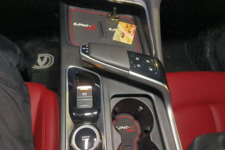 Used CHANGAN UNI-T 2020 1.5T Flagship Version Gear Lever