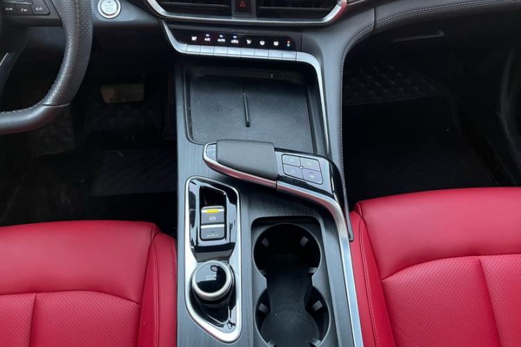 Used CHANGAN UNI-T 2020 1.5T Flagship Version Gear Lever