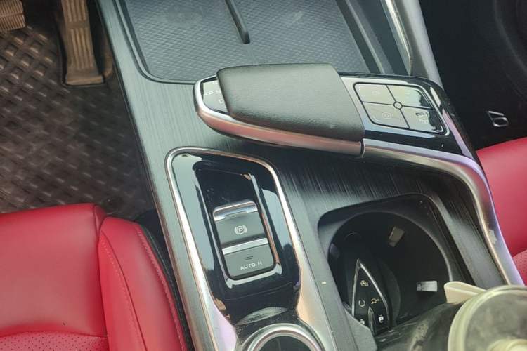Used CHANGAN UNI-T 2020 1.5T Flagship Version Gear Lever