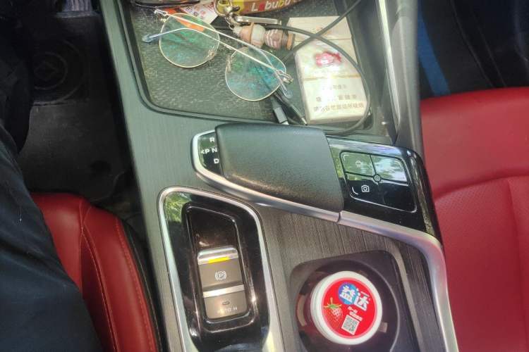 Used CHANGAN UNI-T 2020 1.5T Prestige Version Gear Lever