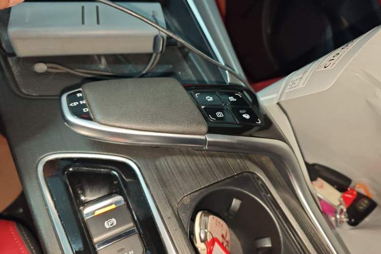 Used CHANGAN UNI-T 2020 1.5T Flagship Version Gear Lever