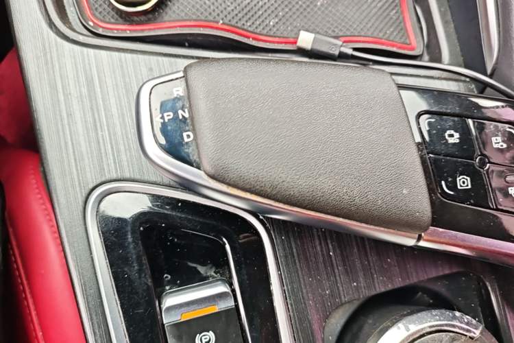 Used CHANGAN UNI-T 2020 1.5T Flagship Version Gear Lever
