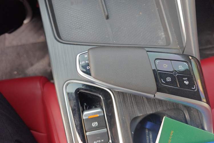 Used CHANGAN UNI-T 2020 1.5T Flagship Version Gear Lever