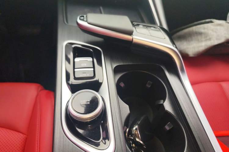 Used CHANGAN UNI-T 2020 1.5T Prestige Version Gear Lever