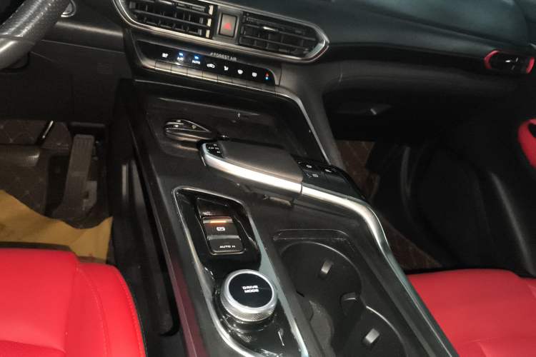 Used CHANGAN UNI-T 2020 1.5T Prestige Version Gear Lever