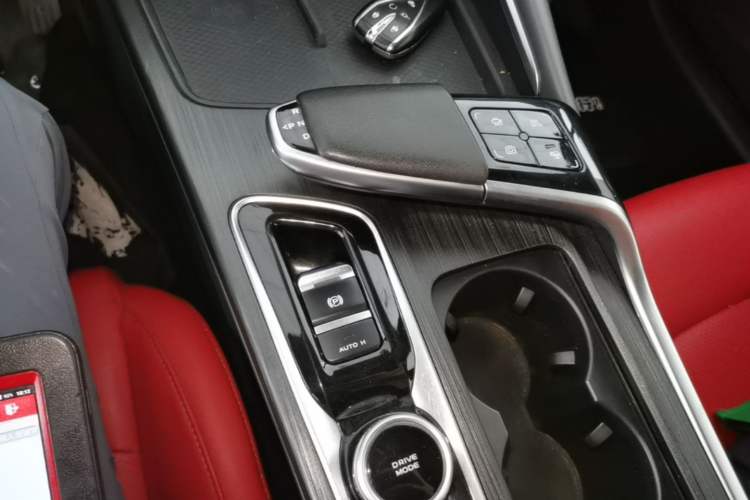 Used CHANGAN UNI-T 2020 1.5T Flagship Version Gear Lever