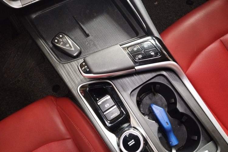 Used CHANGAN UNI-T 2020 1.5T Flagship Version Gear Lever