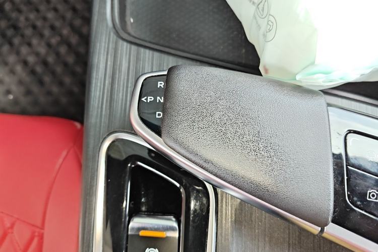 Used CHANGAN UNI-T 2020 1.5T Flagship Version Gear Lever