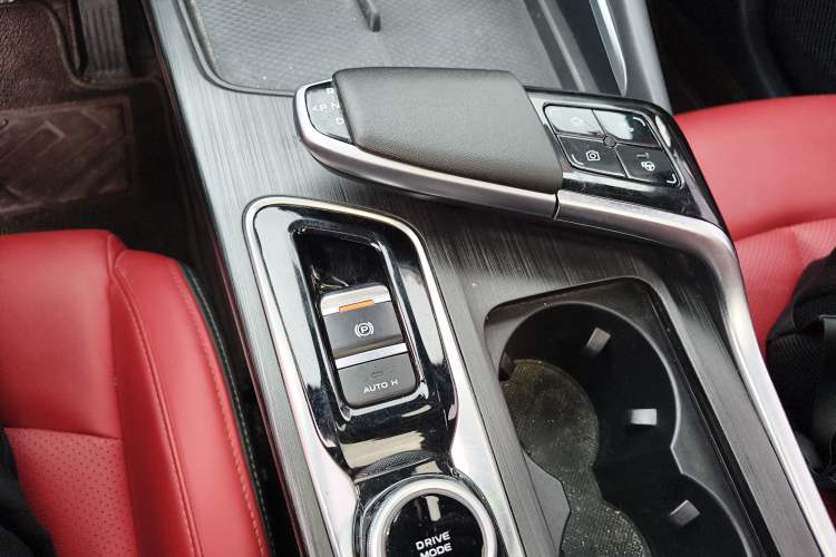 Used CHANGAN UNI-T 2020 1.5T Flagship Version Gear Lever