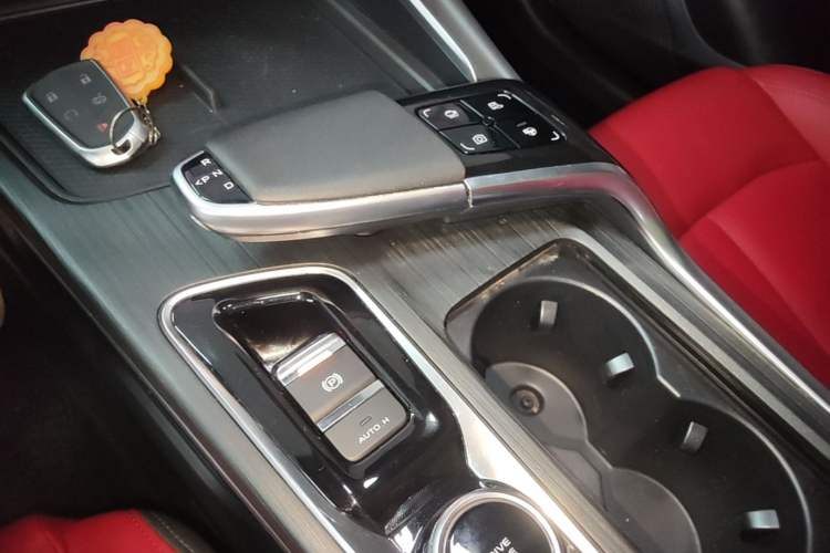 Used CHANGAN UNI-T 2020 1.5T Flagship Version Gear Lever