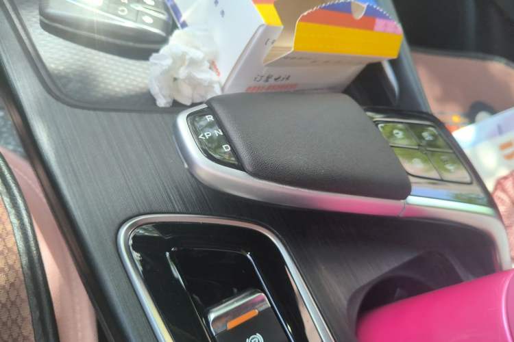 Used CHANGAN UNI-T 2020 1.5T Flagship Version Gear Lever