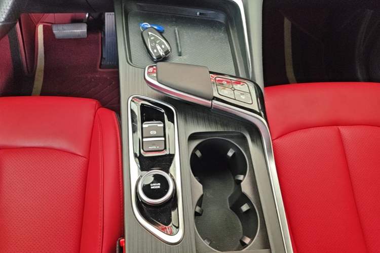 Used CHANGAN UNI-T 2020 1.5T Flagship Version Gear Lever