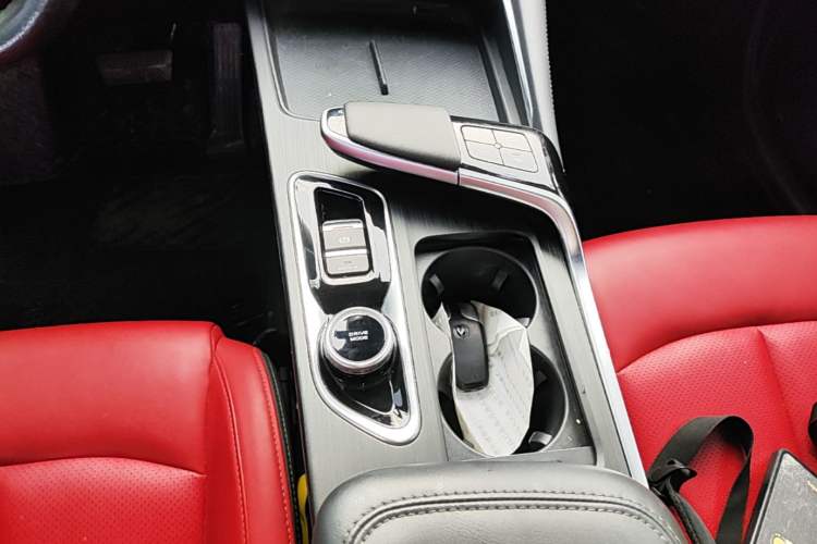 Used CHANGAN UNI-T 2020 1.5T Flagship Version Gear Lever