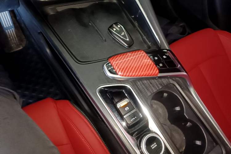 Used CHANGAN UNI-T 2020 1.5T Prestige Version Gear Lever