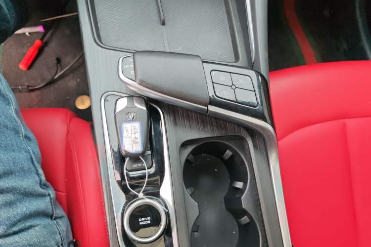 Used CHANGAN UNI-T 2020 1.5T Prestige Version Gear Lever