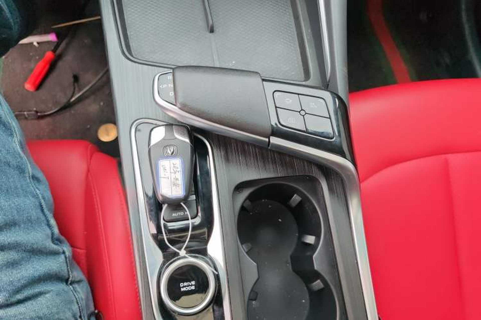 Used CHANGAN UNI-T 2020 1.5T Prestige Version Gear Lever
