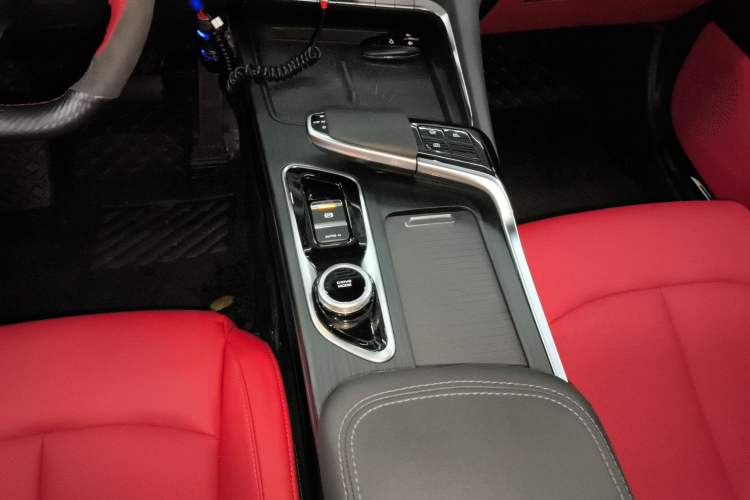Used CHANGAN UNI-T 2020 1.5T Prestige Version Gear Lever