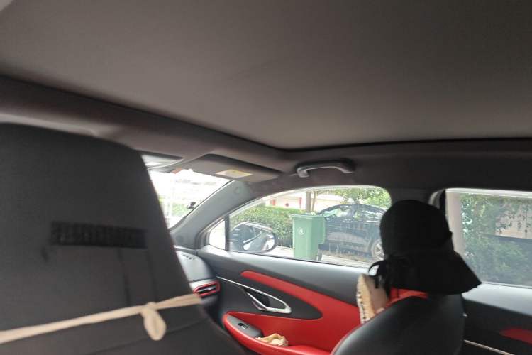 Used CHANGAN UNI-T 2020 1.5T Prestige Version Headliner